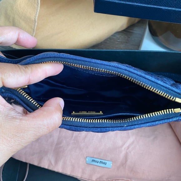 Miu miu pochette/wristlet *AUTHENTIC** - Picture 10 of 13